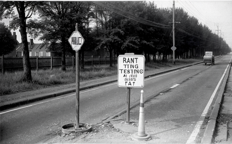 EN 1871 – Anti-Graffiti Coating Testing for Road Signs